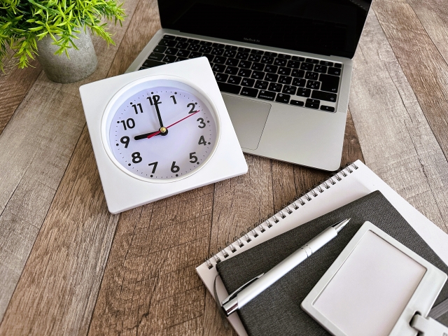 学校の年間スケジュールを理解する｜採用活動のベストタイミング